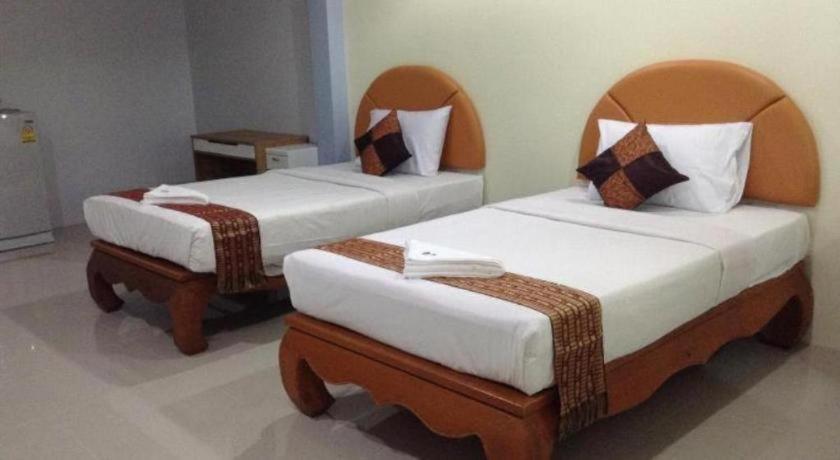 Nayai Resort Chalong Exterior foto